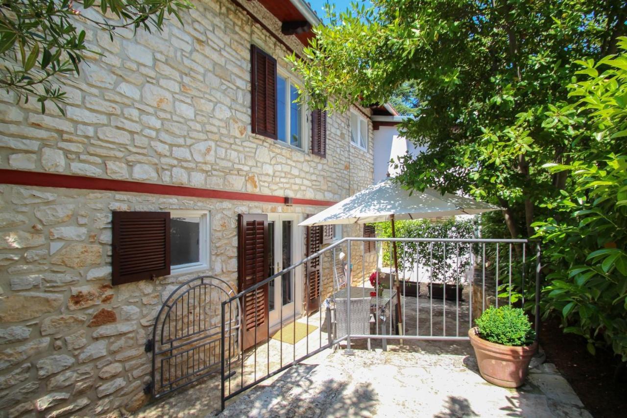 Carla Guest House Novigrad Istria Eksteriør bilde
