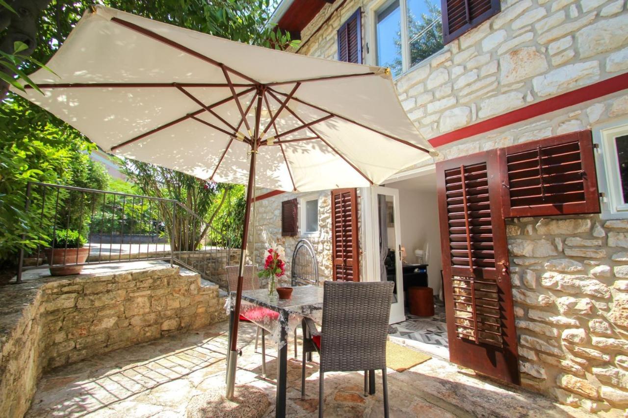 Carla Guest House Novigrad Istria Eksteriør bilde