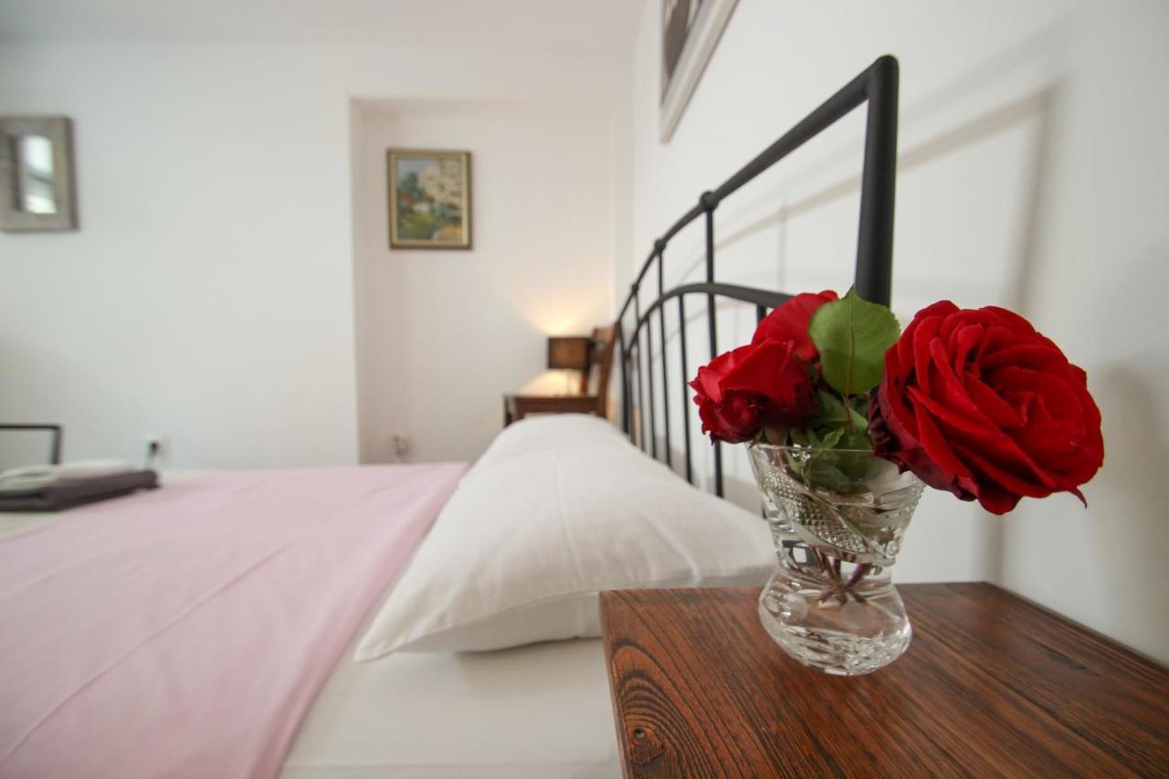 Carla Guest House Novigrad Istria Eksteriør bilde