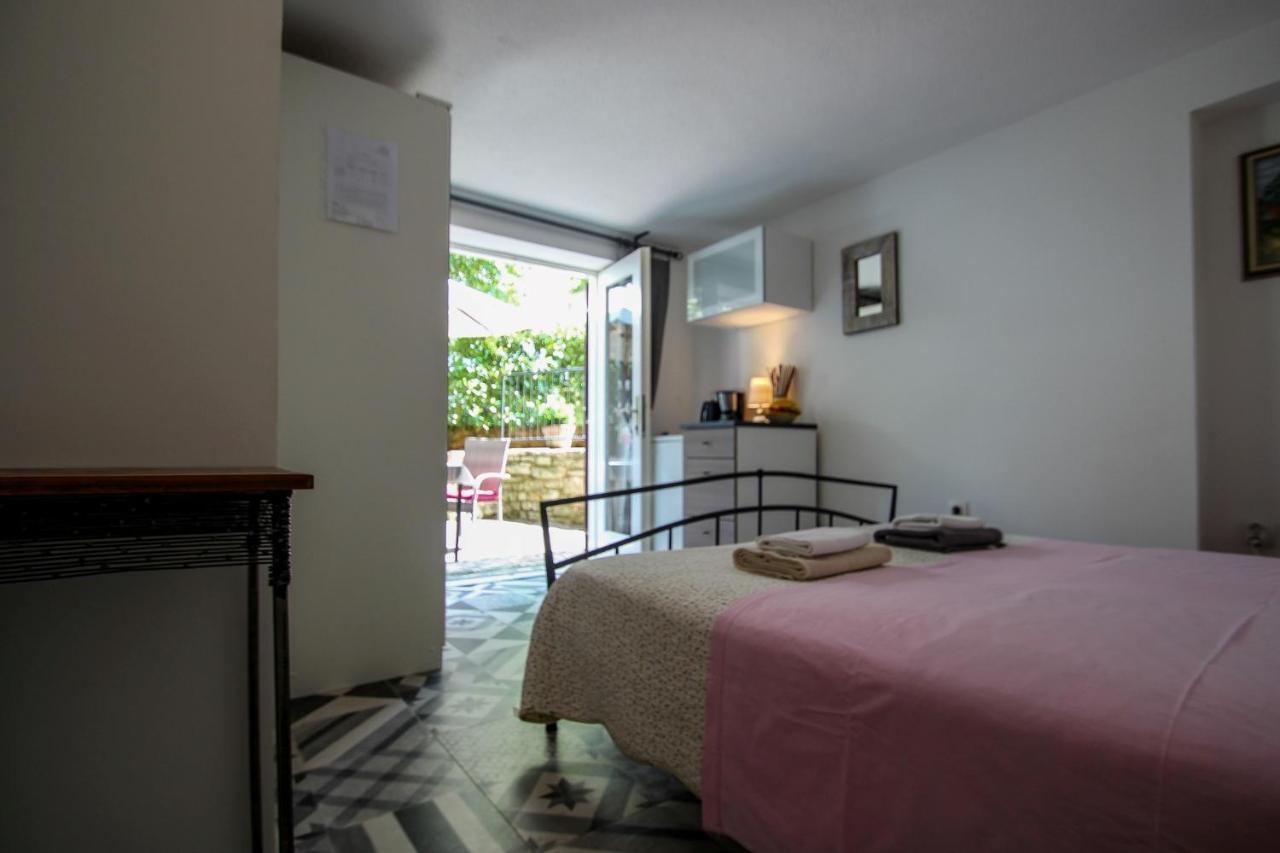 Carla Guest House Novigrad Istria Eksteriør bilde