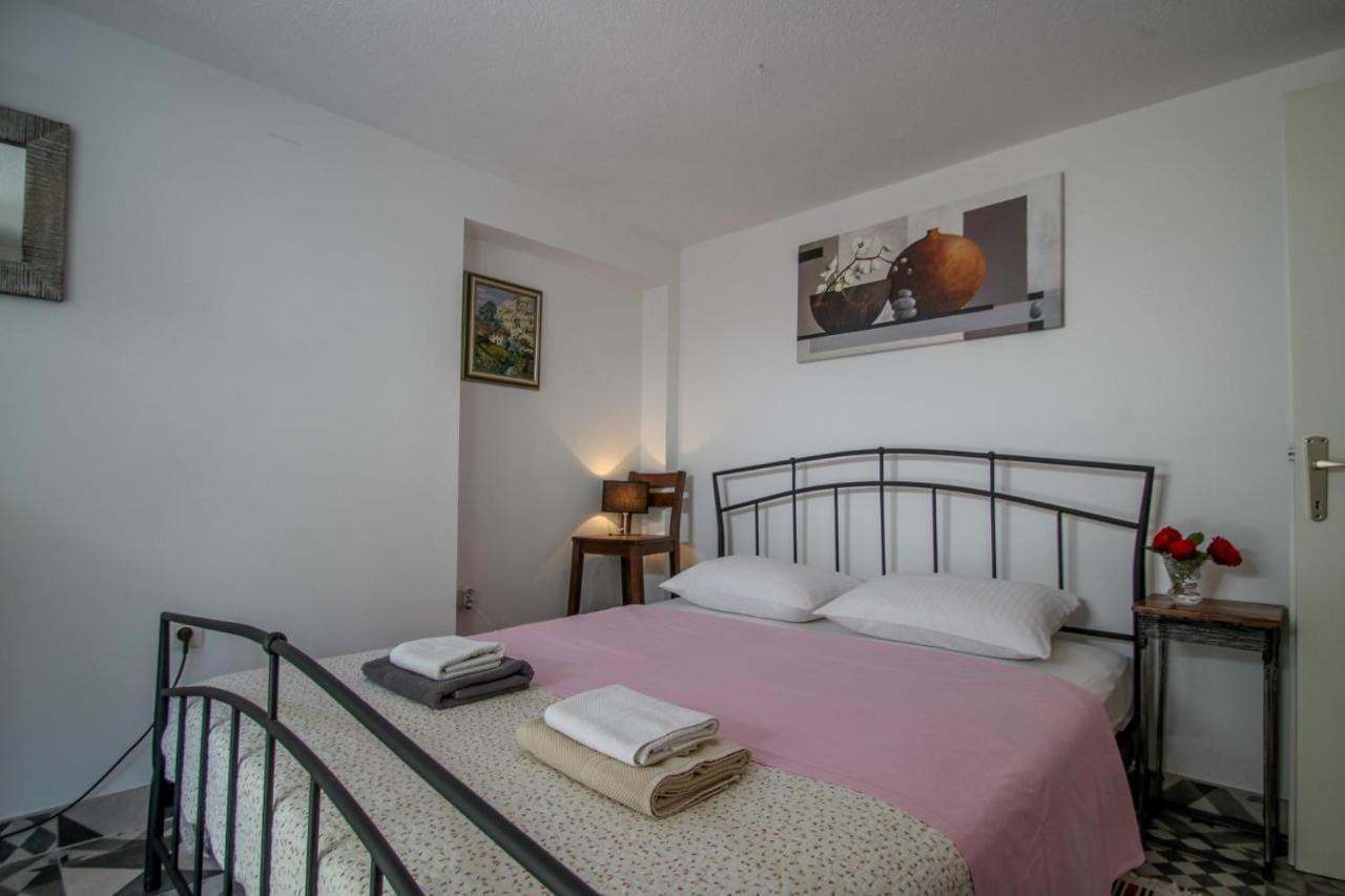 Carla Guest House Novigrad Istria Eksteriør bilde