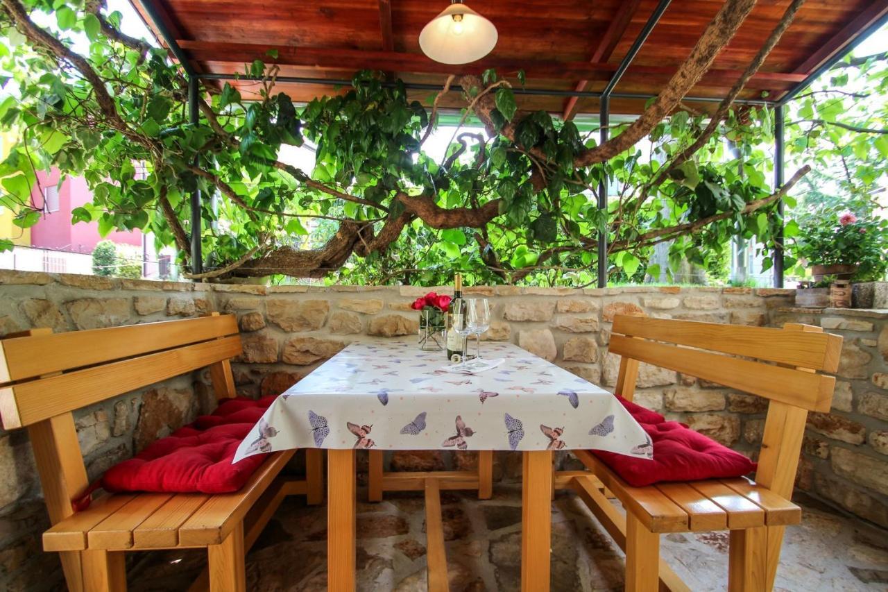 Carla Guest House Novigrad Istria Eksteriør bilde